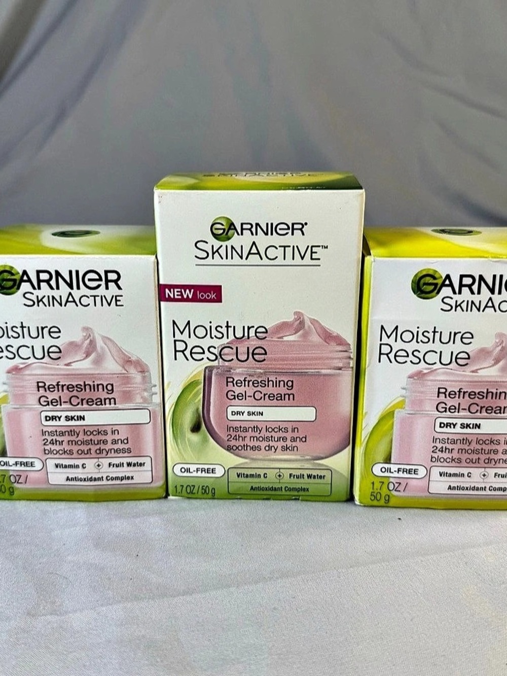 Garnier SkinActive Moisture Rescue Refreshing Gel-Cream for Dry Skin Gel-Cream